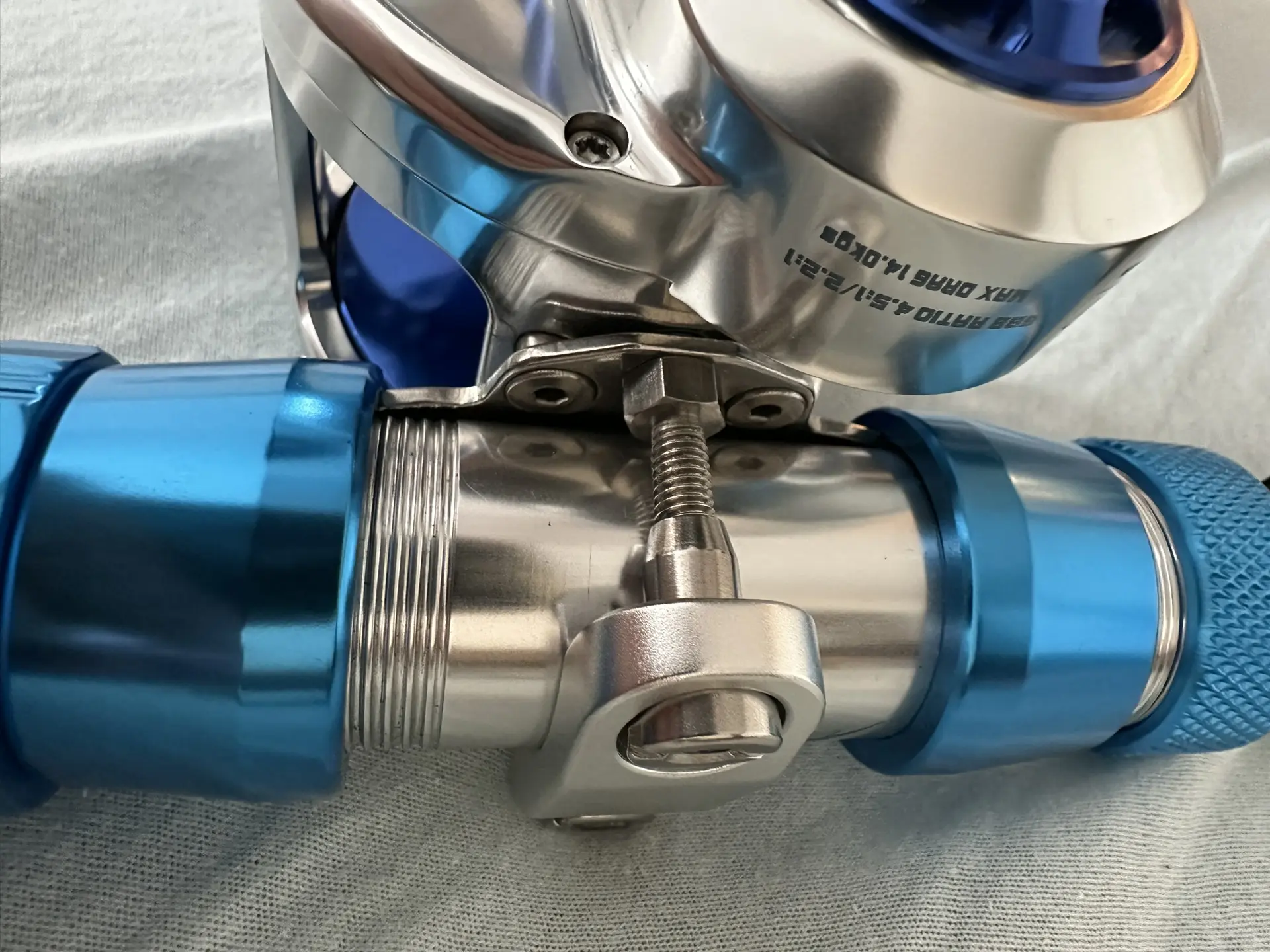 Блю Марлин BMF08LHD мультипликаторная, леворукая. Две скорости, двойная тяга, две передачи 4.5:1/2.2:1 — изображение 7