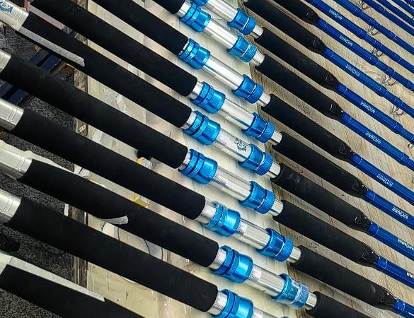 Готовы к отгрузке наши основные модели удилищ 1804 и 2105 в новых полутвердых чехлах.                                                               Закончены испытания новинок, начинается производство 50-80LB.